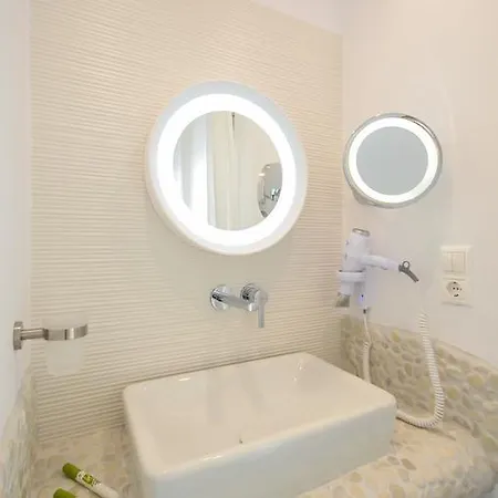 Cyano Pensionat Naxos City